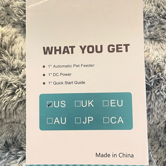 Automatic pet feeder /pet size (Dogs and cats with small/medium size) - Picture 7 of 9